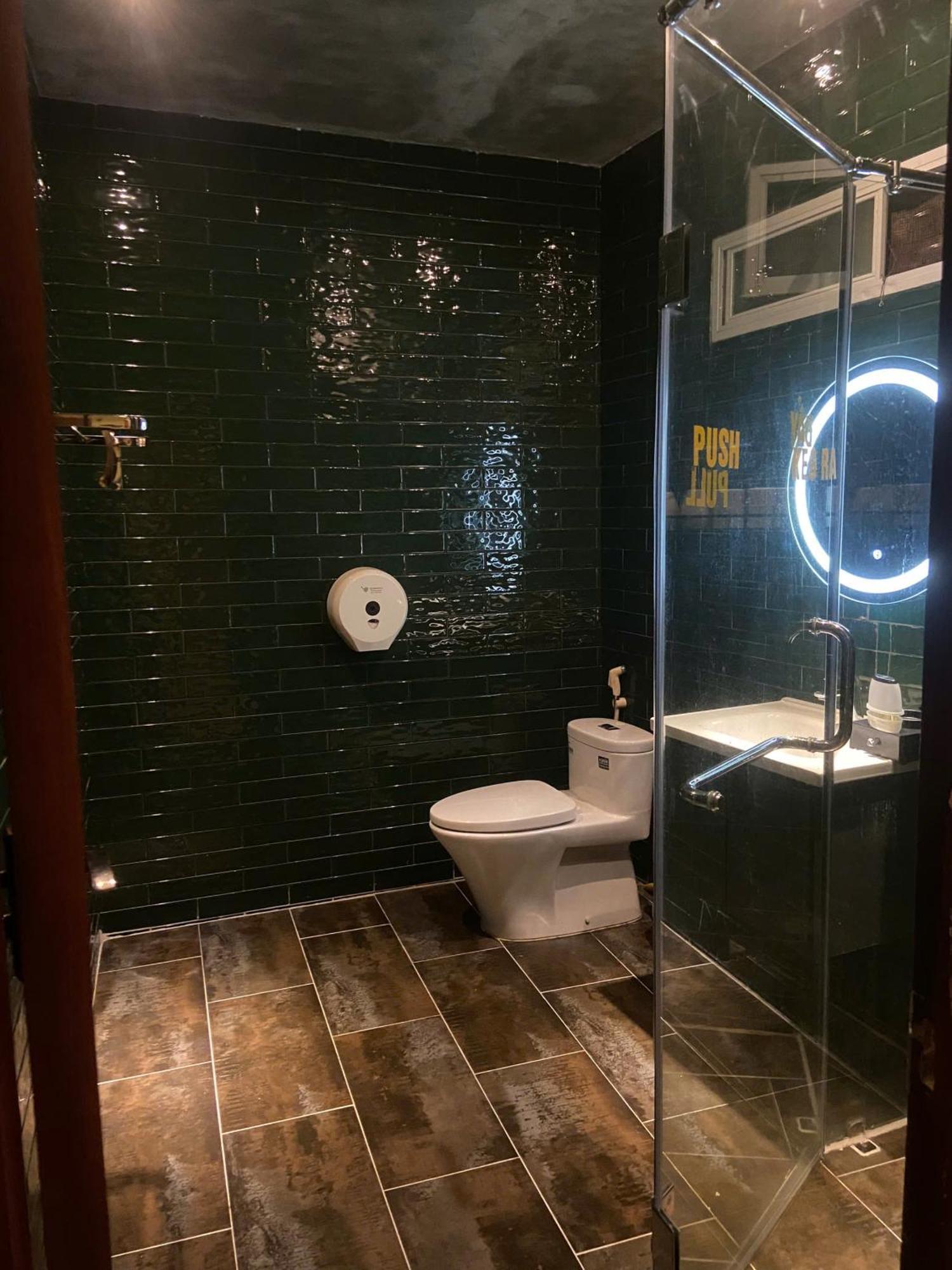 E Village Hotel האנוי מראה חיצוני תמונה